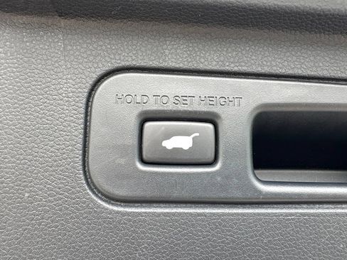 Used 2023 Honda Pilot EX-L image 14