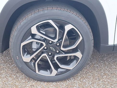 New 2026 Chevrolet Trax RS image 14