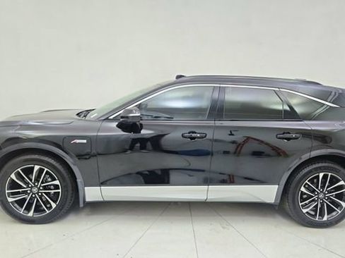 Used 2024 Acura ZDX A-Spec image 10