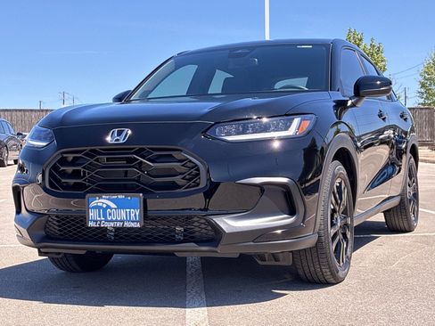 Certified 2026 Honda HR-V Sport image 11