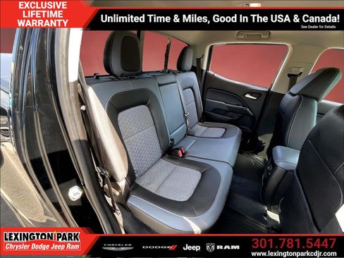 Used 2021 Chevrolet Colorado Z71 w/ Z71 Midnight Edition AWD/4WD image 24