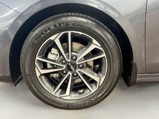 Certified 2023 Kia Forte LXS FWD image 28