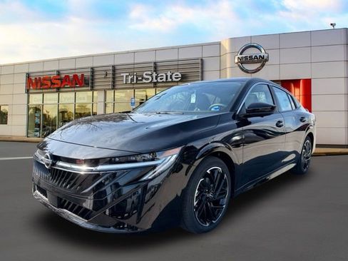 New 2026 Nissan Sentra SR w/ SR Premium Package image 2