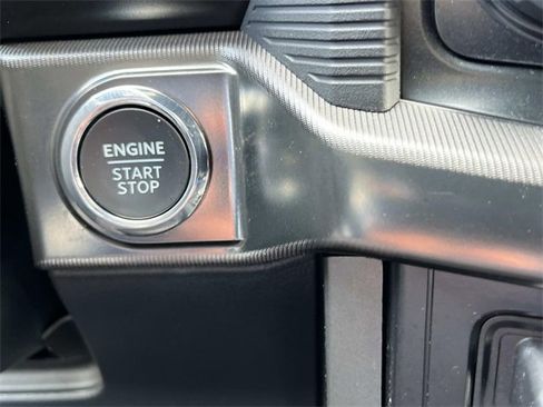 Used 2024 Ford F150 Lariat w/ Equipment Group 502A High image 38