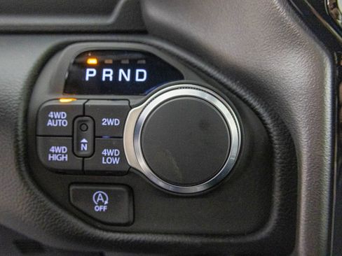 New 2026 RAM 1500 Big Horn AWD/4WD image 25