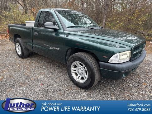 Used 2000 Dodge Dakota Sport image 1