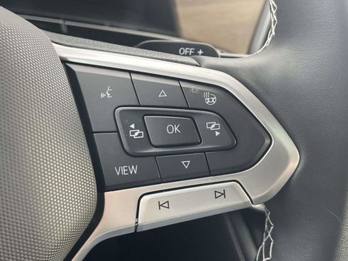 Certified 2025 Volkswagen Atlas SE w/ Panoramic Sunroof Package image 28