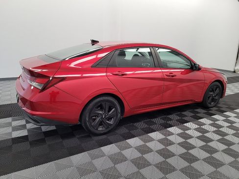 Used 2021 Hyundai Elantra SEL w/ Convenience Package FWD image 10