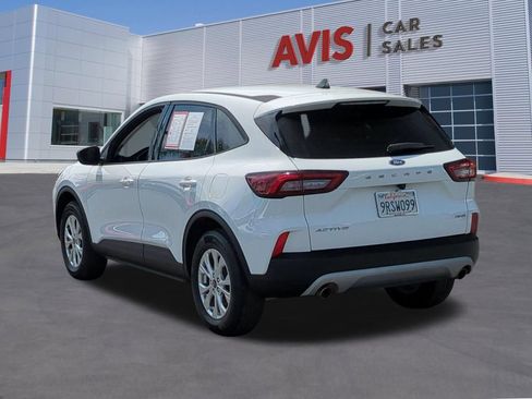 Used 2025 Ford Escape Active AWD/4WD image 9