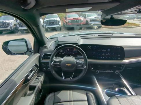 Used 2026 Chevrolet Tahoe High Country image 34