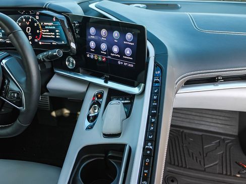 Used 2023 Chevrolet Corvette Stingray Premium Cpe image 13