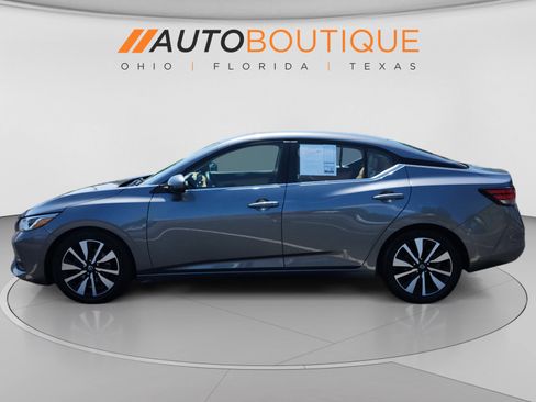Used 2023 Nissan Sentra SV w/ SV Premium Package FWD image 2