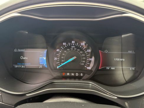 Used 2019 Ford Fusion SE image 34