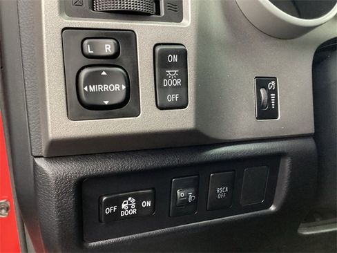 Used 2010 Toyota Tundra 2WD Double Cab image 20