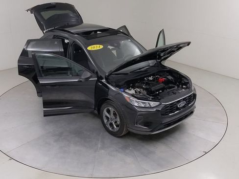 Certified 2024 Ford Escape ST-Line w/ Tech Pack #1 AWD/4WD image 49