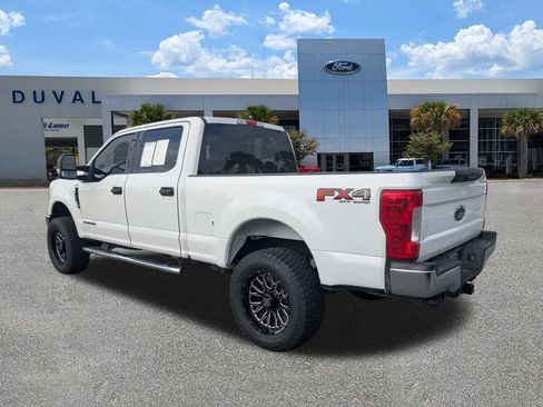 Used 2018 Ford F250 XLT w/ FX4 Off-Road Package AWD/4WD image 6