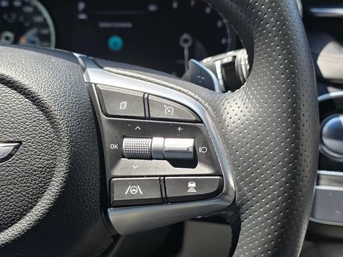 Used 2023 Genesis G70 2.0T AWD/4WD image 26