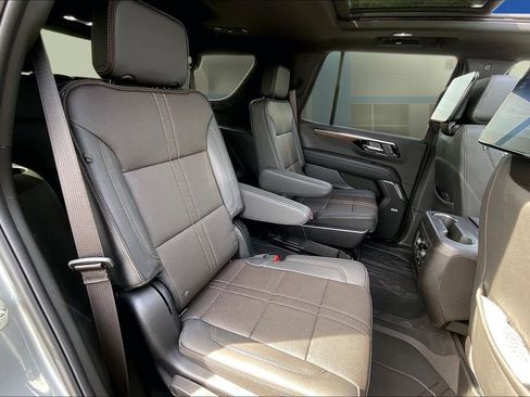 New 2026 Chevrolet Tahoe High Country AWD/4WD image 10