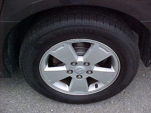 Used 2009 Chevrolet Impala LT w/ Luxury Edition Package image 7