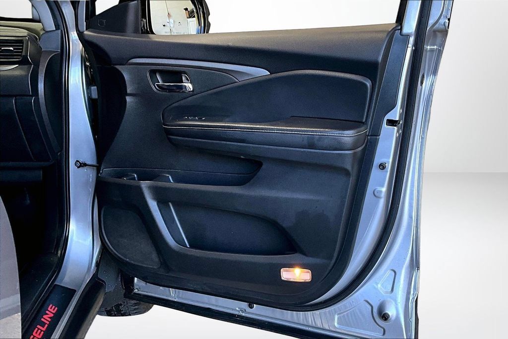 Used 2021 Honda Ridgeline RTL-E image 28