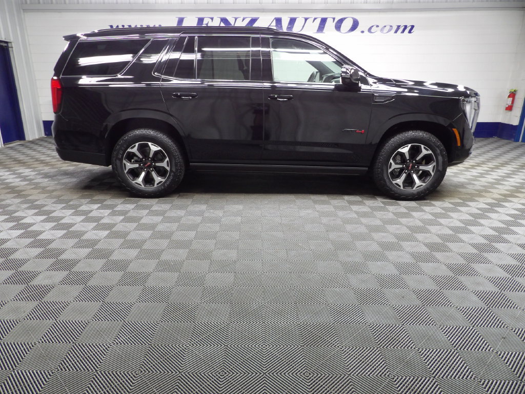 Used 2026 GMC Yukon AT4 Ultimate AWD/4WD image 2