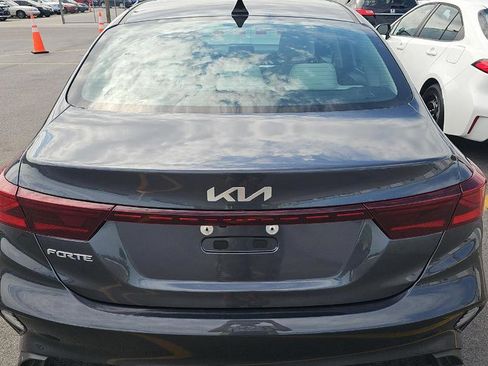 Used 2023 Kia Forte LXS FWD image 6
