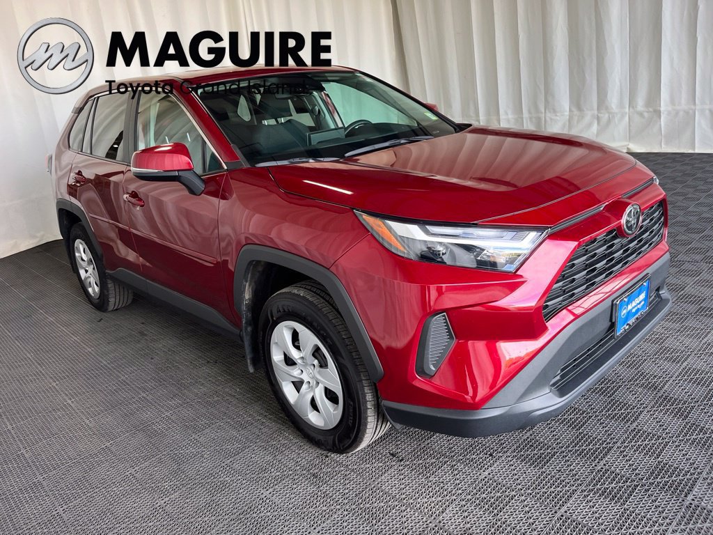 Used 2024 Toyota RAV4 LE AWD/4WD image 32