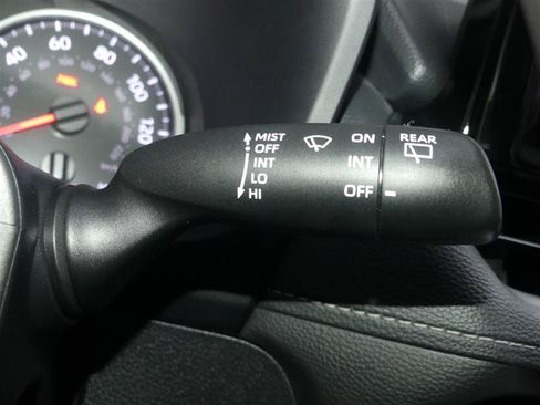 Used 2021 Toyota RAV4 LE FWD image 34