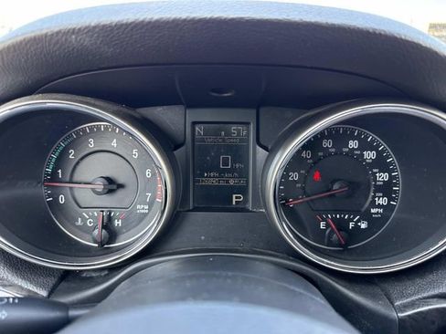 Used 2011 Jeep Grand Cherokee Laredo image 29