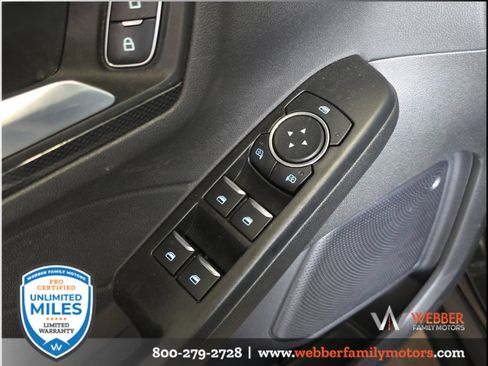 Used 2024 Ford Escape ST-Line w/ Tech Pack #1 AWD/4WD image 17