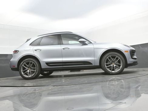 New 2026 Porsche Macan AWD/4WD image 41