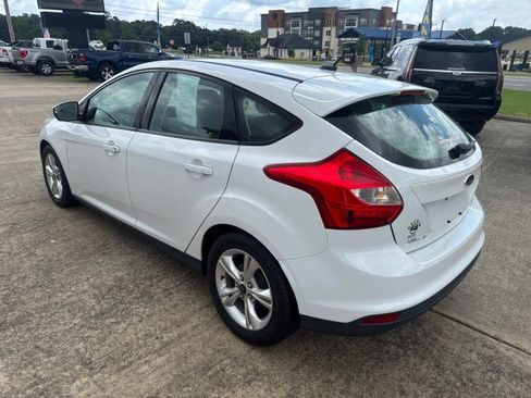 Used 2014 Ford Focus SE FWD image 6
