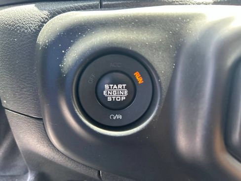 Used 2021 Jeep Wrangler Sport AWD/4WD image 36
