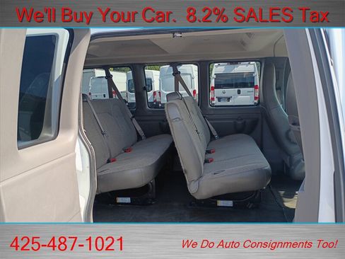 Used 2017 Chevrolet Express 3500 LT w/ LT Preferred Equipment Group RWD image 26