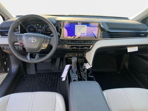 New 2026 Toyota Camry XLE AWD/4WD image 13