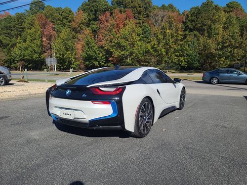 Used 2016 BMW i8 image 7