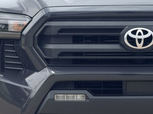 Used 2024 Toyota Tacoma SR5 AWD/4WD image 4