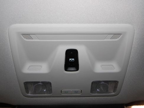 Used 2025 Ford Maverick Lobo image 18