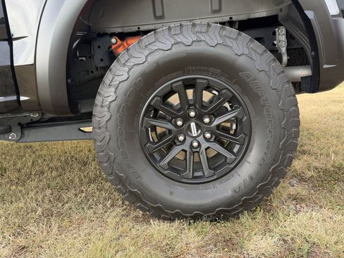 Used 2026 Ford F150 Raptor AWD/4WD image 16