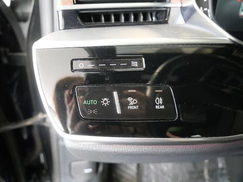 Used 2023 Audi A8 L 3.0T w/ Luxury Package AWD/4WD image 14