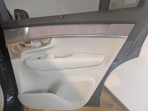 New 2026 Volvo XC90 B6 Ultra w/ Protection Package Premier AWD/4WD image 26