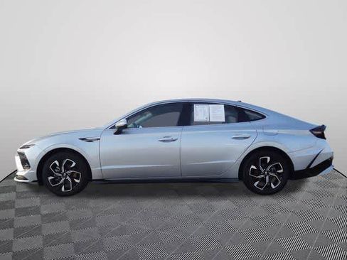 Used 2024 Hyundai Sonata SEL image 3