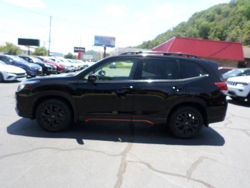 Used 2023 Subaru Forester Sport AWD/4WD image 9