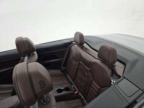 Used 2023 BMW 430i xDrive Convertible w/ M Sport Package image 39