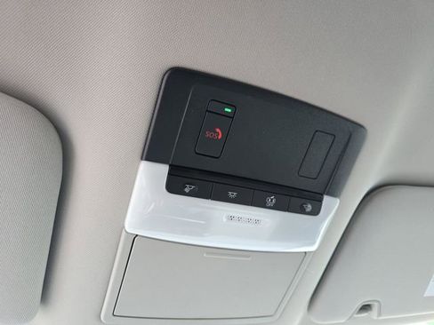 New 2025 Nissan Pathfinder SL image 30