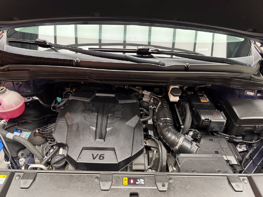 Used 2024 Kia Carnival LX FWD image 28