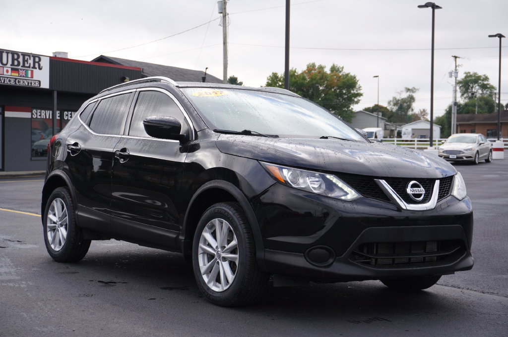 Used 2017 Nissan Rogue Sport SV AWD/4WD image 9