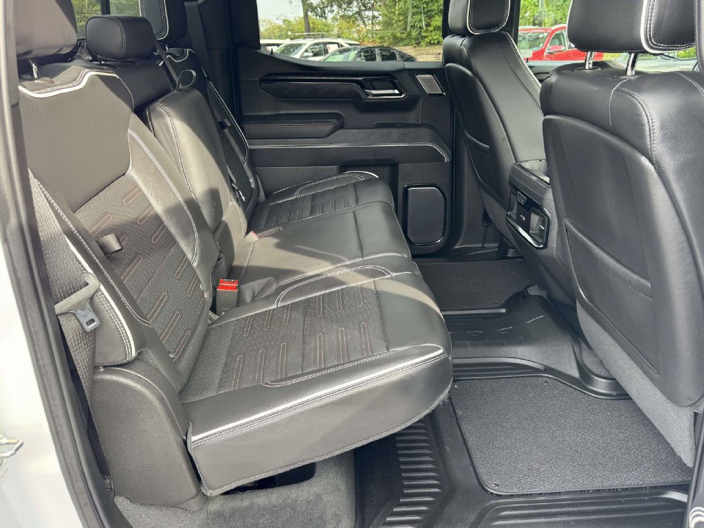 Used 2023 GMC Sierra 1500 AT4X AWD/4WD image 16