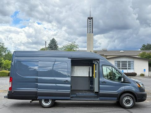Used 2020 Ford Transit 250 148 High Roof Extended RWD image 24