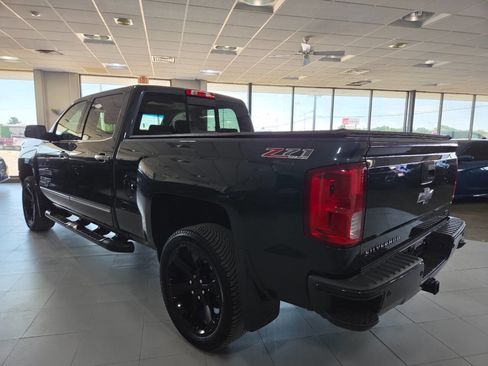 Used 2017 Chevrolet Silverado 1500 LTZ Z71 w/ LTZ Plus Package AWD/4WD image 5